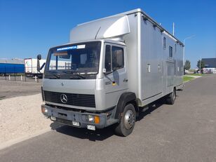 Mercedes-Benz 1320 box truck
