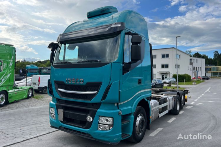 IVECO 260S46 STRALIS chassis truck