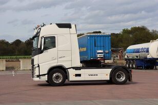 Volvo 500 I-Shift Dual Clutch chassis truck