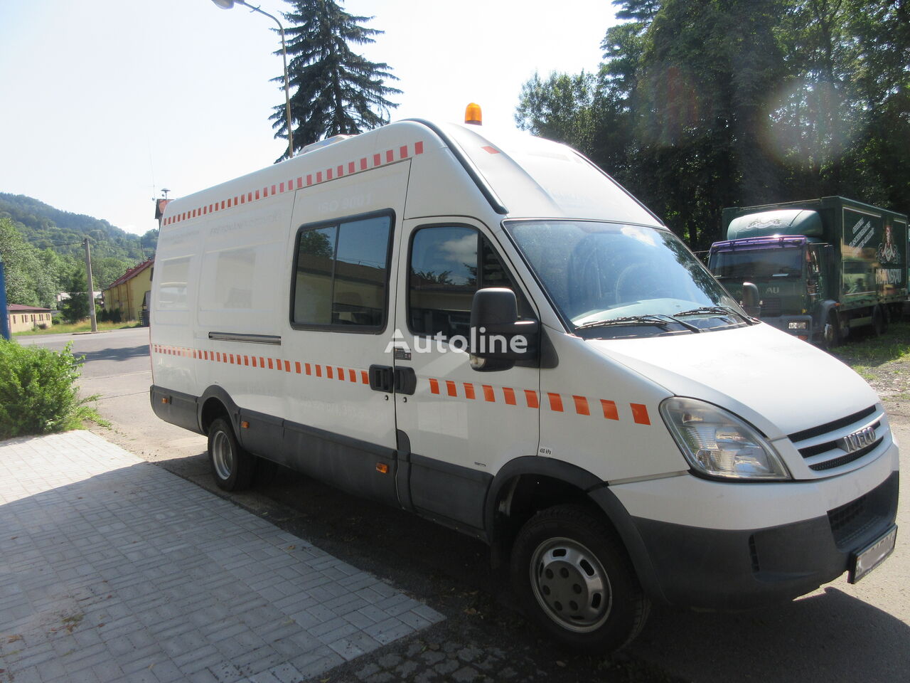 IVECO DAILY 50 C18V HMV 8 PLÄTZE AHK 3,5 T closed box van