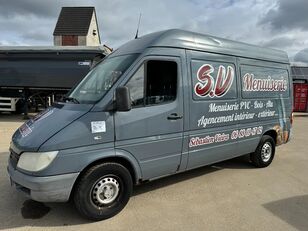 Mercedes-Benz Sprinter 208 SPRINTSHIFT closed box van