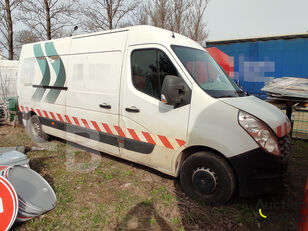 Renault Master closed box van