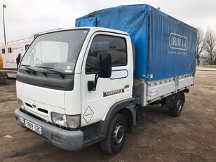 Nissan Cabstar E curtainsider truck < 3.5t