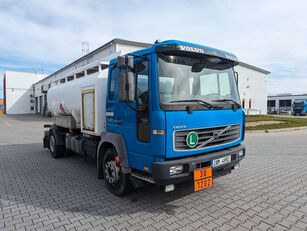 Volvo FL 220 42R  fuel truck