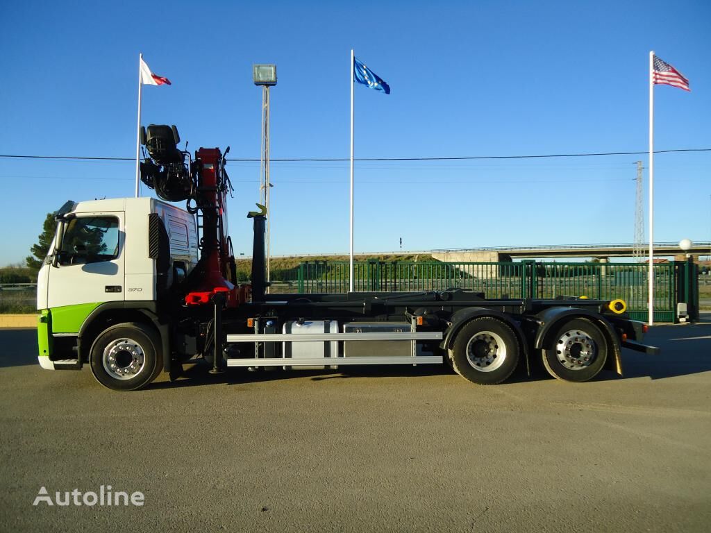 Volvo FM 370 hook lift truck