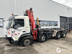 damaged Volvo FM 480 8x4 AMPLIROLL hook lift truck