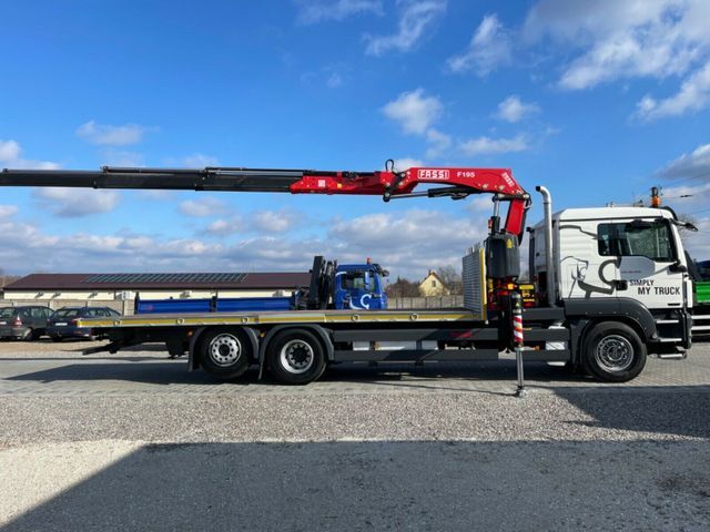 MAN TGS 26.400  platform truck