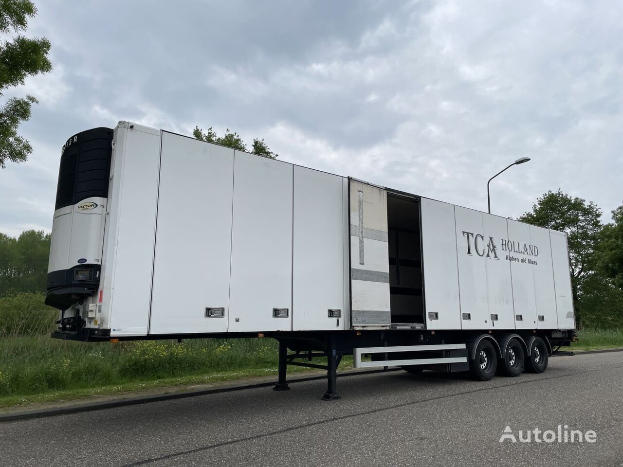 Snf UOPLYST refrigerated semi-trailer