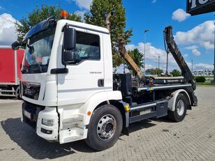 MAN TGM 18.340  skip loader truck