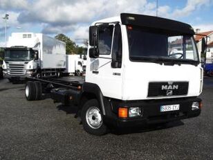 MAN 10.224 chassis truck